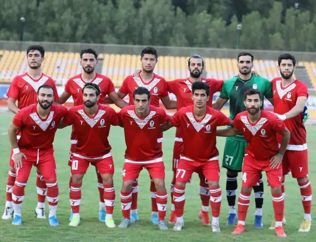 برتری شهرداری همدان مقابل ون پارس اصفهان در لیگ دسته اول فوتبال کشور 