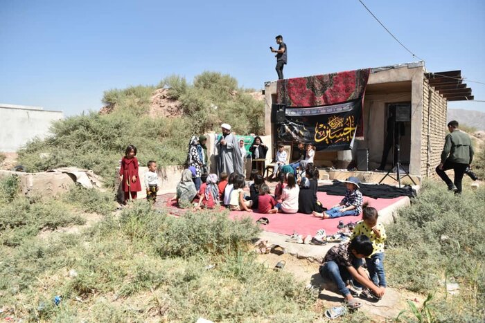 پویش نذر عروسک در مناطق حاشیهای شهرستان پاکدشت برگزار شد