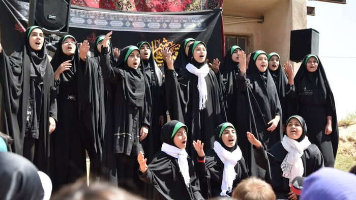 پویش نذر عروسک در مناطق حاشیهای شهرستان پاکدشت برگزار شد