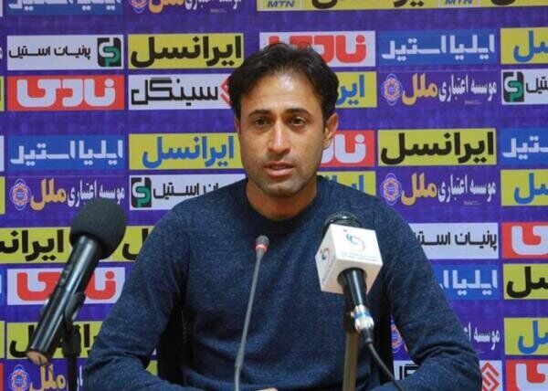 سرمربی فجر سپاسی : داور بازی یک پنالتی و گل سالم ما را نگرفت سرمربی فجر سپاسی : داور بازی یک پنالتی و گل سالم ما را نگرفت