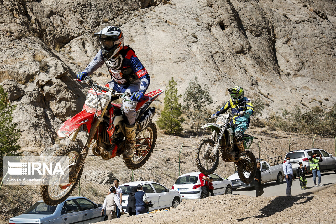 از اوجگیری صادرات در دولت سیزدهم تا تلاش مسوولان و موکبداران برای پذیرایی از زائران اربعین