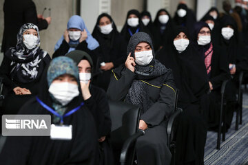 Supreme Leaders receives attendees of AhlulBayt World Assembly conference