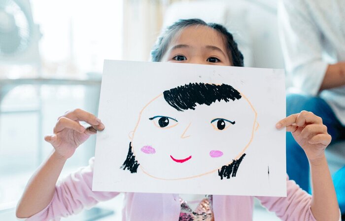 اگر نقاشی کودک شما این نشانهها را دارد از یک روانشناس کمک بگیرید