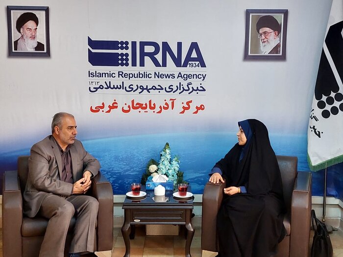 طرح گذر کتابخانه در اماکن تاریخی پنج شهر آذربایجان غربی اجرا میشود