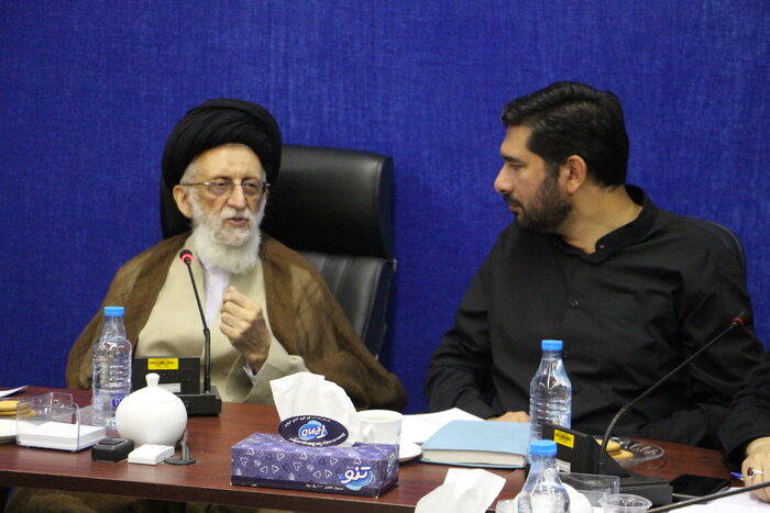 آیت الله دینپرور رئیس شورای فرهنگ عمومی منطقه یک (شمیران) شد