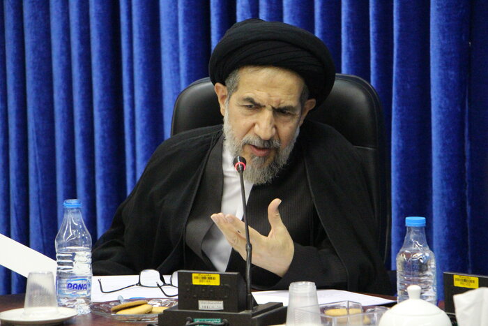 آیت الله دینپرور رئیس شورای فرهنگ عمومی منطقه یک (شمیران) شد