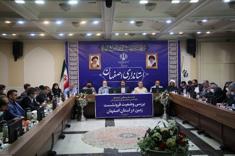 تاکید رئیس سازمان مدیریت بحران بر تامین آب اصفهان 