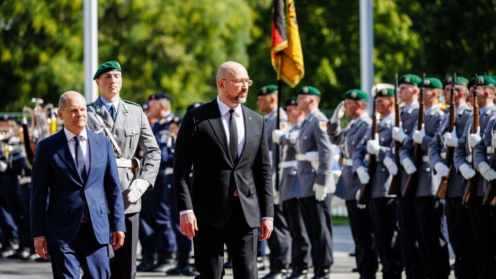 سفر نخست وزیر اوکراین به آلمان، تلاش کی یف برای تامین تسلیحات از برلین