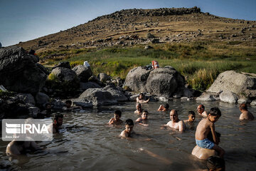 Source d’eau chaude « Sept Sources » à Ardabil (nord-ouest d’Iran)