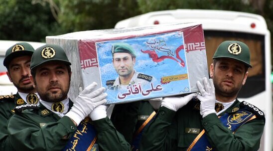 حال و هوای همسر شهید مدافع حرم در کتاب راز انگشتر فیروزهای