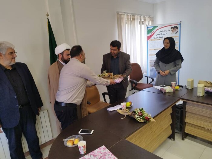 فرماندار فیروز کوه: ادارات شهرستان مکلف به رفع موانع تعاونیها هستند