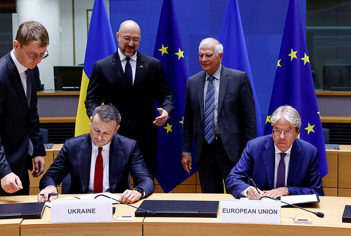 از ترمیم روابط ریاض و ابوظبی با تهران تا دست و پا زدن صهیونیست ها برای ایجاد اختلال در توافق هسته ای