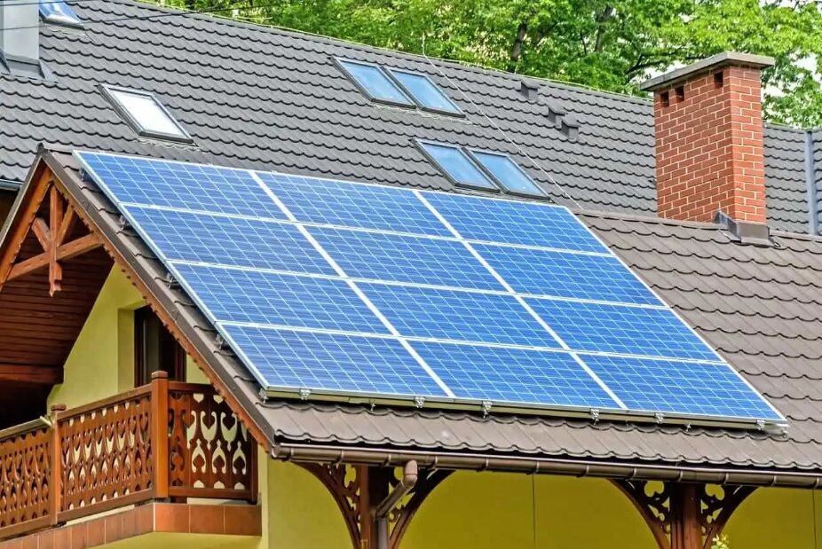 سوئیس برای فرار از بحران انرژی به نیروی خورشیدی متوسل شد