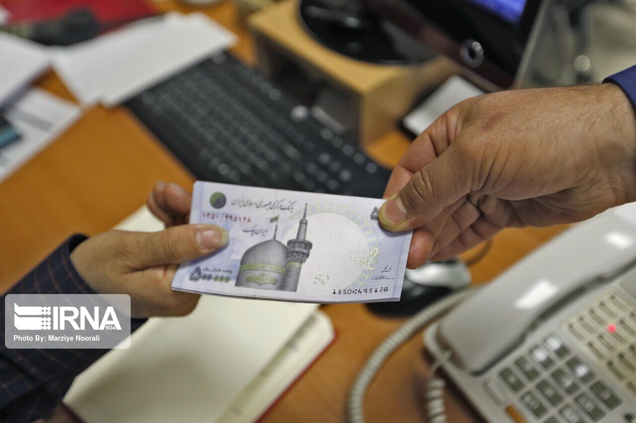 1450 میلیارد ریال وام تکلیفی توسط بانک مهر ایران در قم پرداخت شد