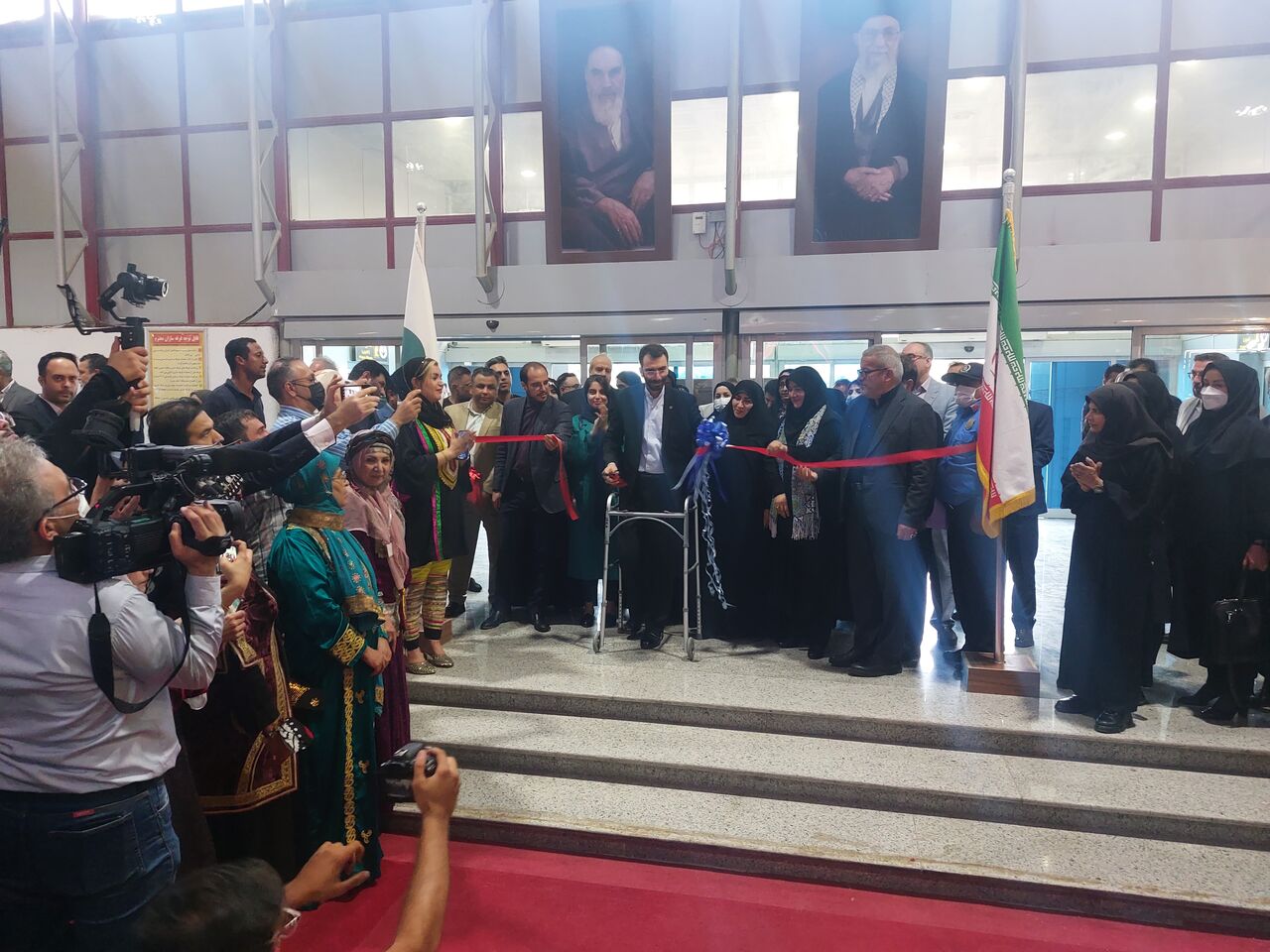 نخستین نمایشگاه فرهنگ ایران زمین در کیش گشایش یافت