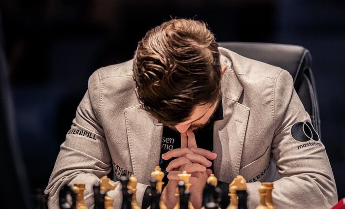 تحلیل دوورکوویچ از نتایج کارلسن در جام جهانی شطرنج