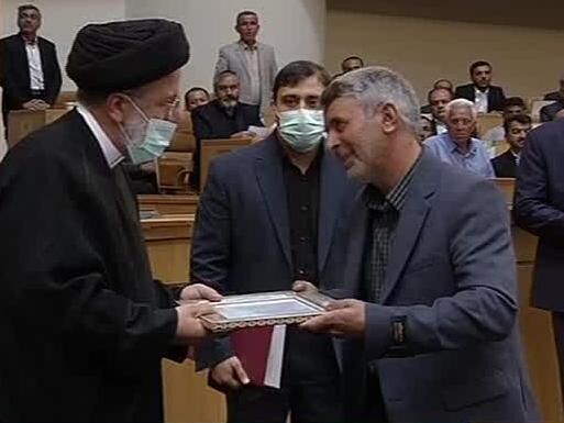 هفت کشاورز خراسان جنوبی برگزیده ملی شدند هفت کشاورز خراسان جنوبی برگزیده ملی شدند