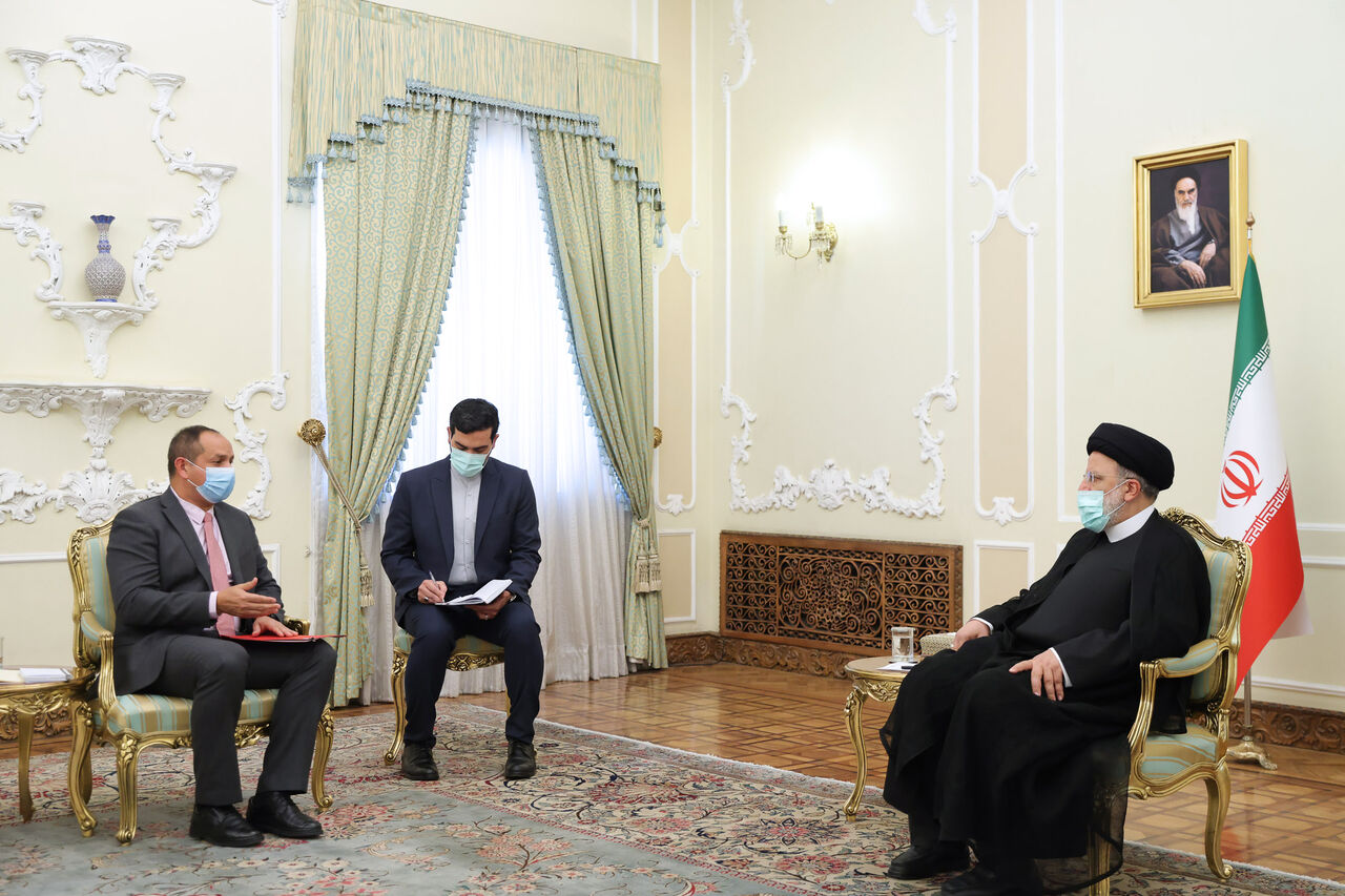 آیتالله رئیسی: سیاست ایران افزایش همکاری با کشورهای آمریکای لاتین است