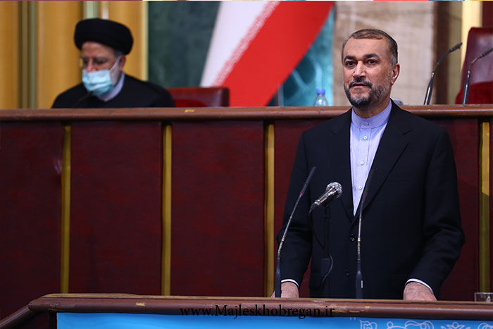 امیرعبداللهیان: ذرهای از خطوط قرمز نظام در موضوع هستهای تخطی نمیکنیم