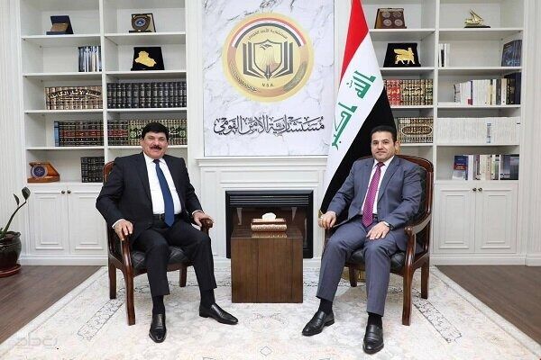 دیدار مشاور امنیت ملی عراق و سفیر سوریه /  دوطرف بر گسترش همکاری ها تاکید کردند