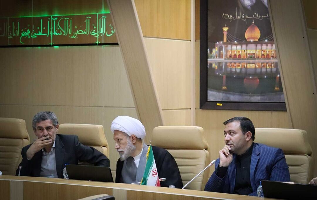 طرحهای آب، راه و خطوط ریلی، دستور نشست شورای راهبردی استان فارس  طرحهای آب، راه و خطوط ریلی، دستور نشست شورای راهبردی استان فارس