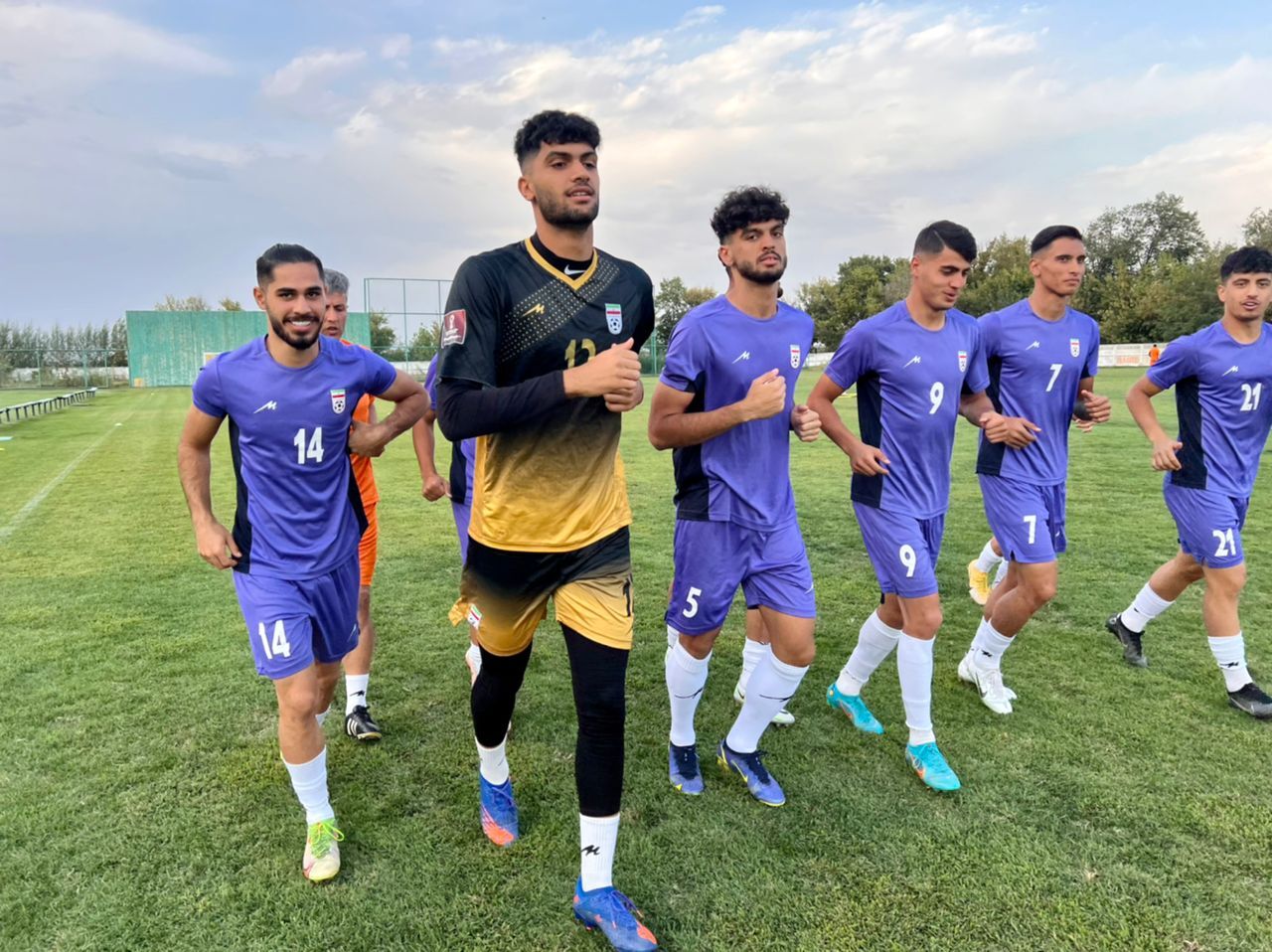 برگزاری اولین تمرین تیم فوتبال جوانان ایران در قرقیزستان 