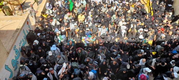 وزیر کشور: بیش از ۴۵۰ هزار زائر اربعین به کشور بازگشته اند