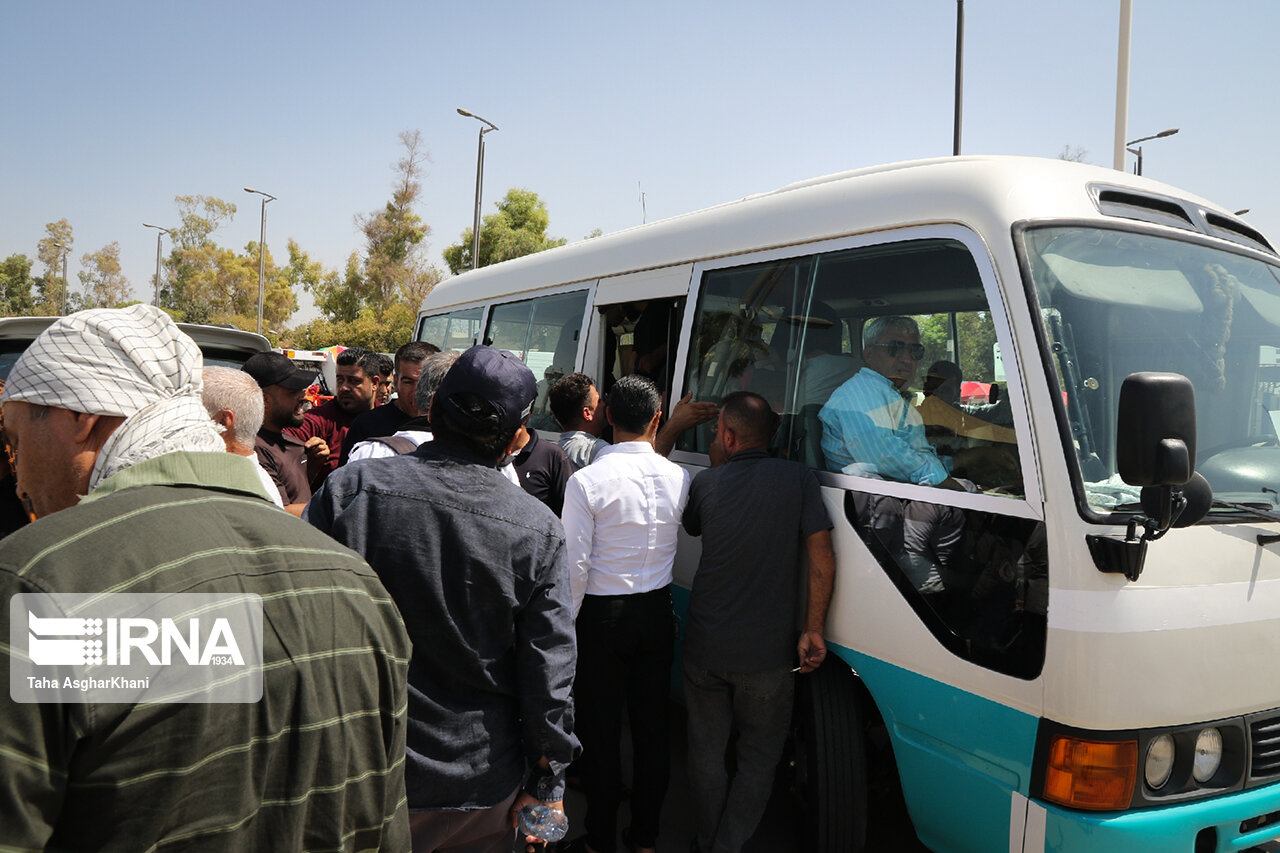 تداوم پیگیریها و مدیریت سفر زمینی اربعین/ موج بازگشت زائران به کشور آغاز شد