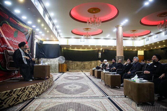 دشمن وحدت مسلمانان را نشانه گرفته است/روشنگری سیره عملی امامان(ع) بود