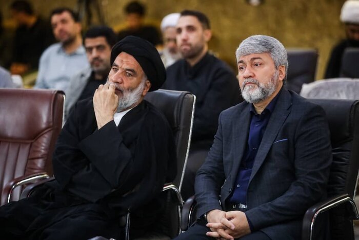 دشمن وحدت مسلمانان را نشانه گرفته است/روشنگری سیره عملی امامان(ع) بود