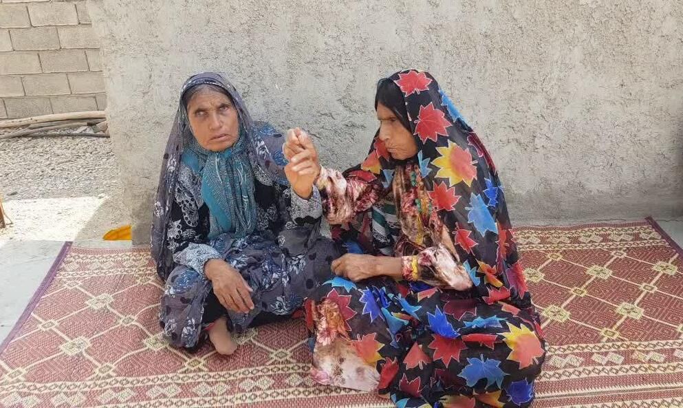 راز نهفته زندگی گلناز وماه ناز؛ دو خواهر معلولی که سکوت را معنا میکنند