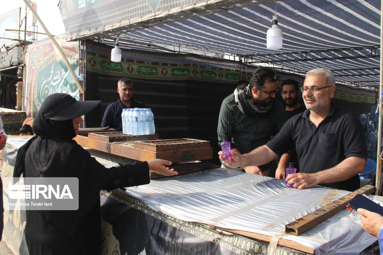 خدمت رسانی ۱۱ گروه جهادی سیستان و بلوچستان به زائران اربعین در عراق