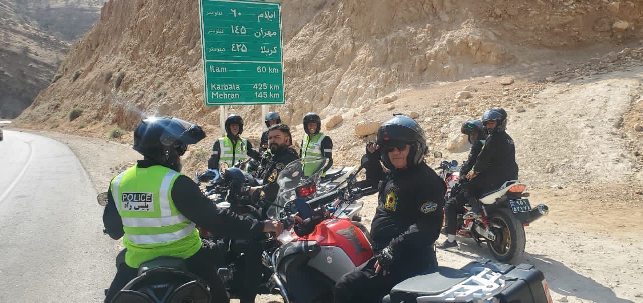 همکاری کانون جهانگردی و اتومبیلرانی با پلیس راهور برای تسهیل تردد زائران اربعین