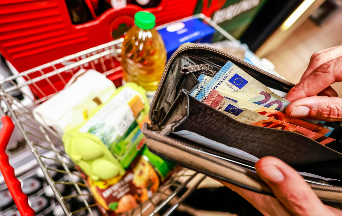 پیش بینی نشریه آمریکایی از رکود عمیق و صنعتی زدایی در اروپا