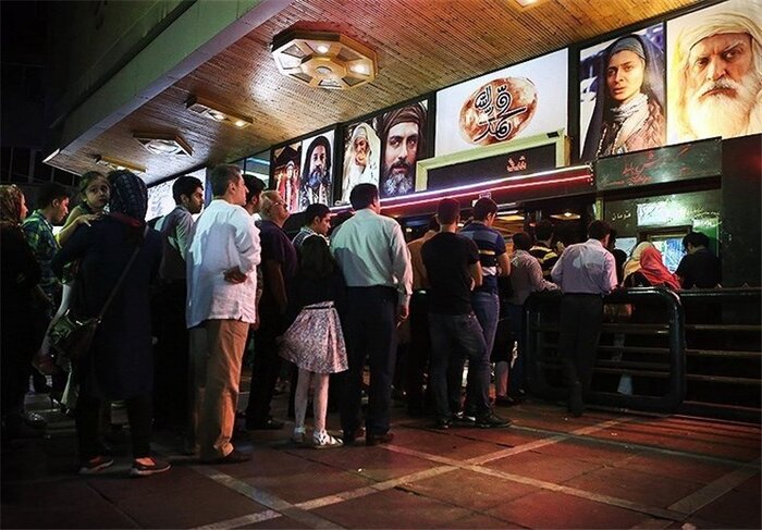خراسان رضوی به ازای هر ۸۴۷ نفر یک صندلی در سینماهایش دارد