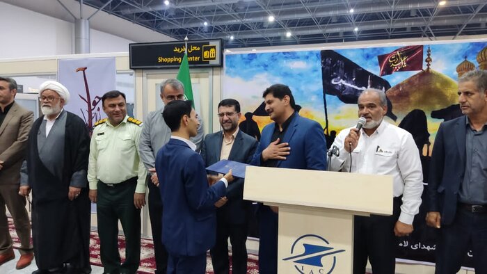 نخستین گروه زائرین اربعین از فرودگاه لامرد اعزام شدند