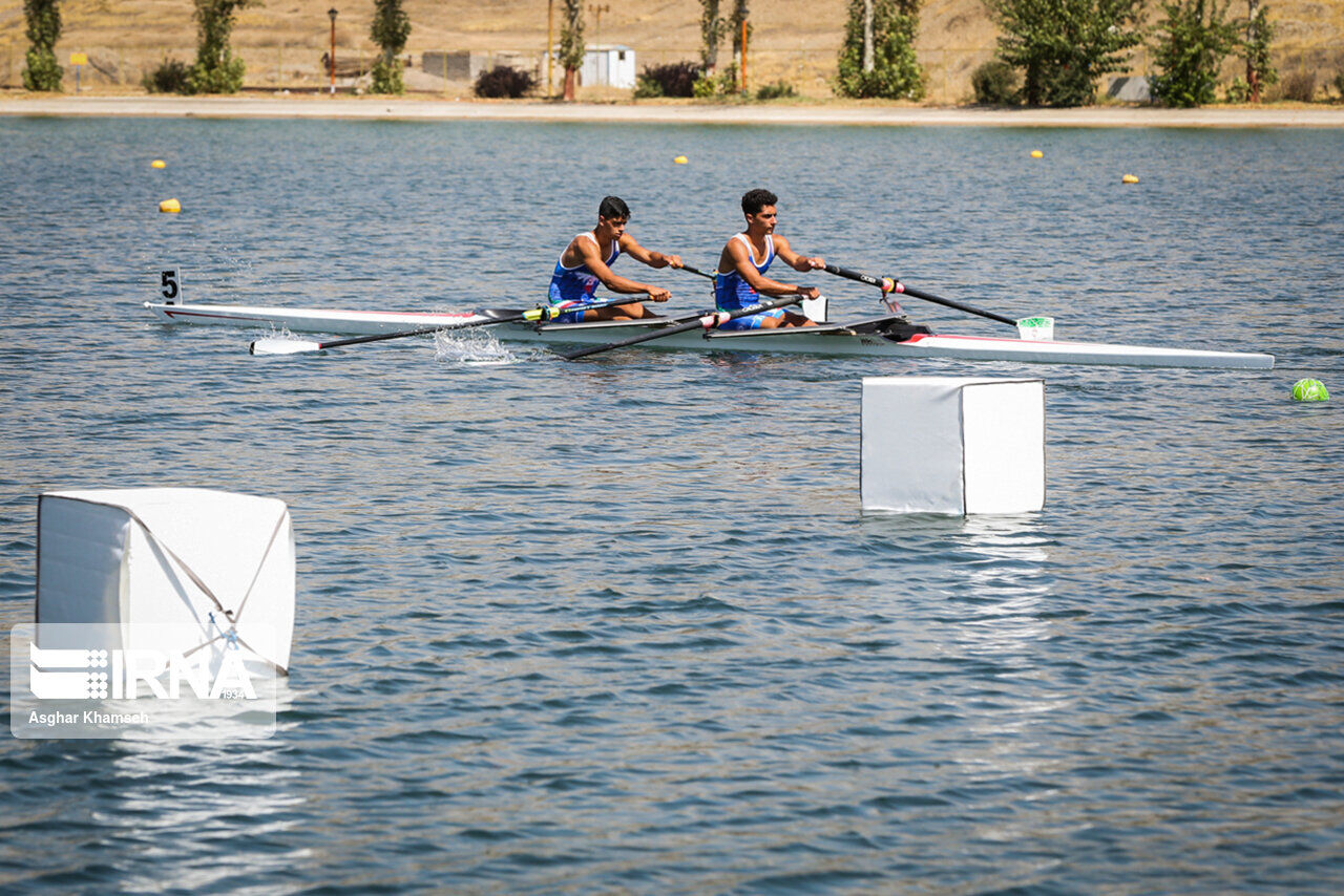 Islamic Azad University female, male teams win Asian Rowing Cup