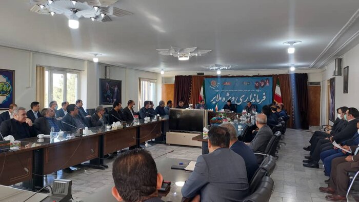 فرماندار ملایر: بانکها در پرداخت تسهیلات به مردم تسهیلگری کنند