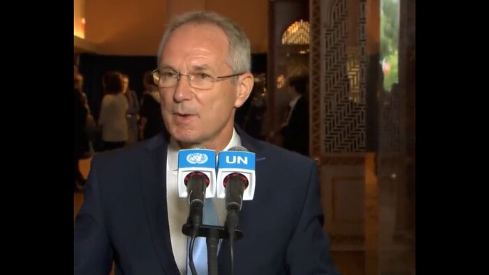 امضای ۱۷ سند همکاری توسط رئیسی در حاشیه اجلاس شانگهای تا روند کاهشی دلار