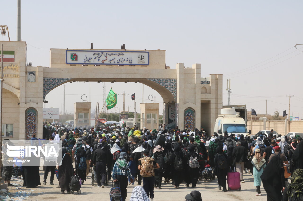 ۴۳ هزار زائر ۲۴ ساعت گذشته از مرز مهران وارد عراق شدند