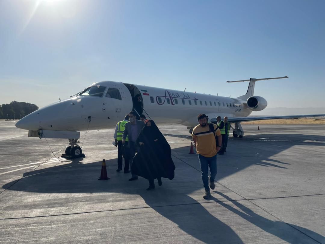 اولین پرواز شرکت هواپیمایی «آسا جت» در فرودگاه کرمانشاه به زمین نشست