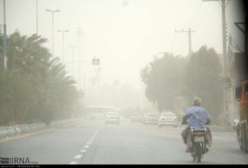 باد ، باران و گرد و خاک در  راه استان فارس