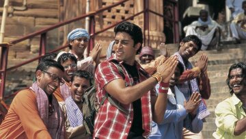 سینمای هند به آدمهای فقیر رویا میفروشد/ امروز زدوخوردها در سینمای هند منطقیتر شده است