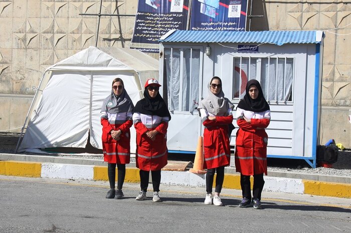 ۲۳ پایگاه امداد و نجات هلال احمر به زائران اربیعن مسیر تمرچین خدمات رسانی میکنند
