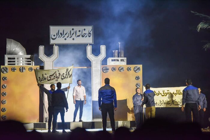 استقبال ۶ هزار نفری از نمایش میدانی محشر در نخستین شب برگزاری