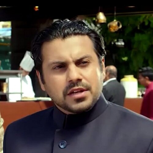 سینمای هند به آدمهای فقیر رویا میفروشد / امروز زدوخوردها در سینمای هند منطقیتر شده است 4
