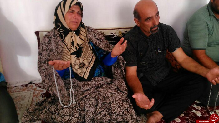 والدین ملیپوشان کشتی در گفت و گو با ایرنا: مردم برای موفقیت فرزندان ایران دعا کنند