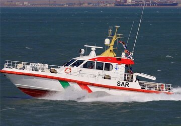نجات سه سرنشین قایق صیادی در آب‌های جنوب بوشهر