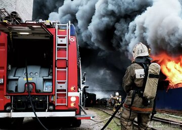 آتش سوزی ساختمان بیمارستان خمینی شهر خسارت جانی نداشت