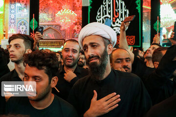 Arbaeen night mourning in Karbala